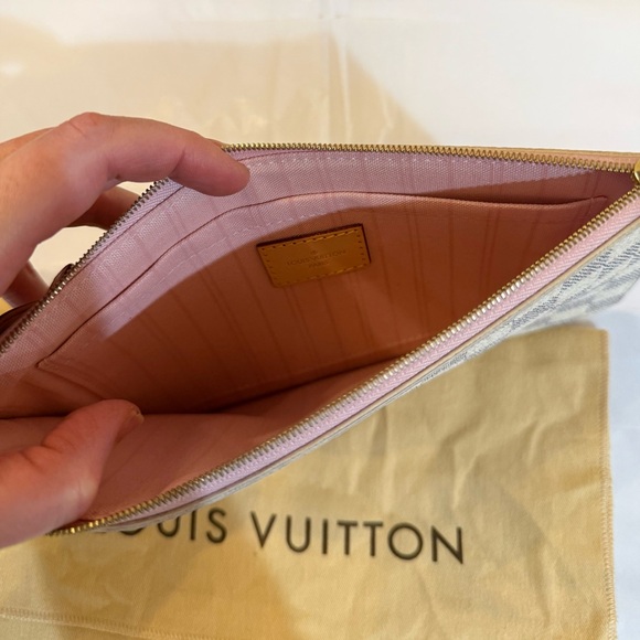 Louis Vuitton Damier Azur Wristlet - Picture 6 of 12